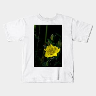 Showy Guinea Flower Kids T-Shirt